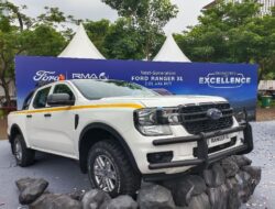 Adu Spesifikasi: Ford Ranger XL vs Mitsubishi Triton vs Toyota Hilux 4×4