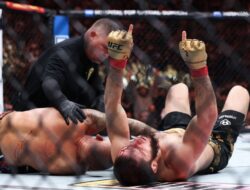 UFC 311 – Gelagat Islam Makhachev Seperti Bersumpah, Takkan Pensiun Sebelum Juara di 2 Kelas Tarung Berbeda