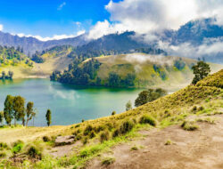 Penutupan Jalur Pendakian Gunung Semeru Diperpanjang hingga 8 Februari 2025