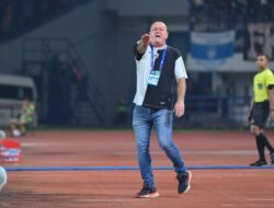 Bojan Hodak Sebut 3 Tim Penantang Persib untuk Jadi Juara Liga 1