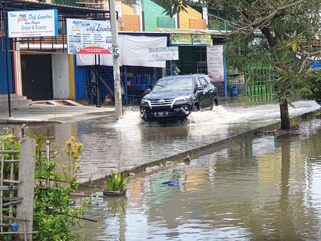 Mobil Matik Jangan Coba-coba, Komponen Ini Bisa Lumpuh Setelah Terjang Banjir