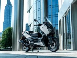 Yamaha Luncurkan Xmax Terbaru, Fitur Makin Setara Honda Forza