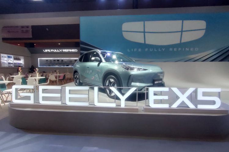 Geely EX5 Resmi Debut di IIMS 2025, Ini Harganya