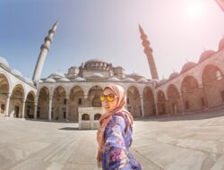 5 Tips Traveling Halal saat Liburan ke Luar Negeri